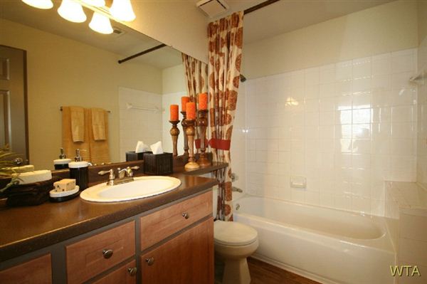 Foto del edificio - 11266 Taylor Draper Ln