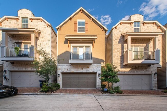 Building Photo - 1608 Water Oak Point Dr