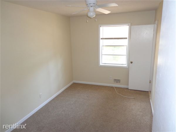 Foto del edificio - 3745 Cedar Hurst Way