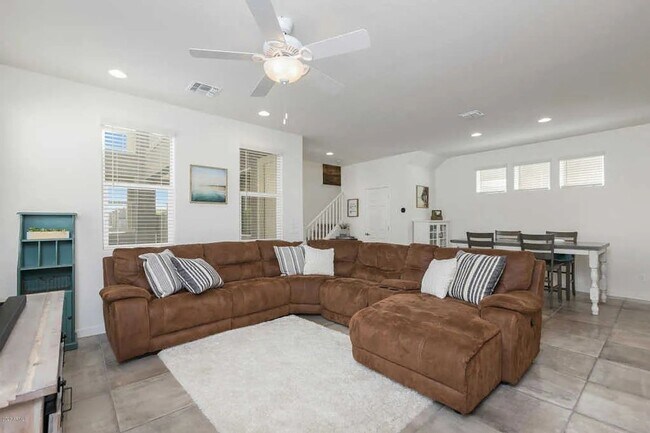 Foto del edificio - Charming 3BR House in Chandler