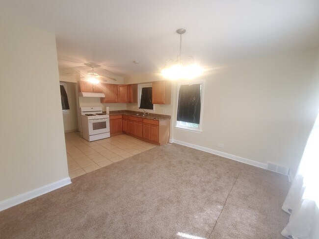 Foto del edificio - 7950 S Burnham Ave