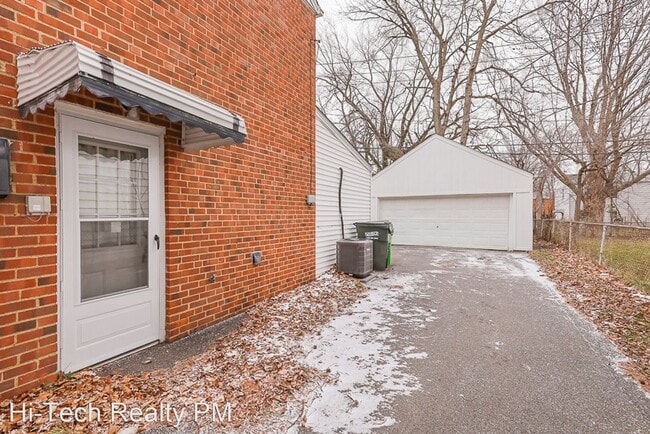 Building Photo - 4 br, 1.5 bath House - 20101 Priday Ave