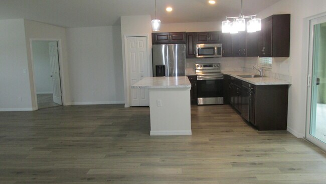 Foto del edificio - 1726 SE Minorca Ave