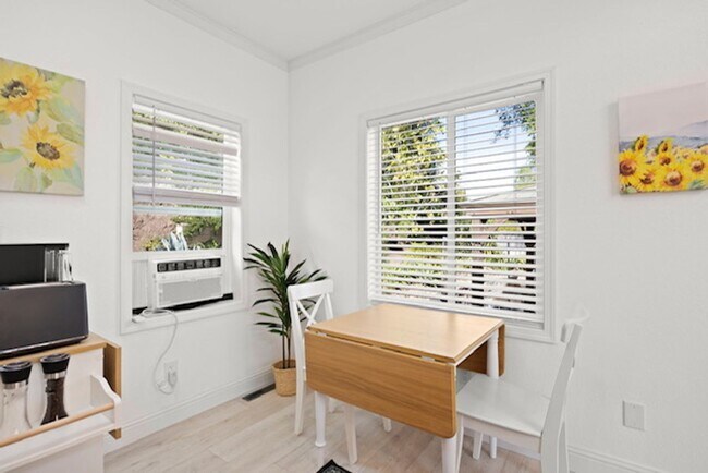 Foto del edificio - Thousand Oaks - One bedroom