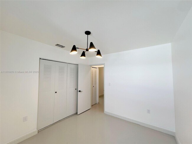 Foto del edificio - 1806 NW 1st Ave