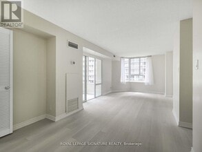 Building Photo - 44 Gerrard St W