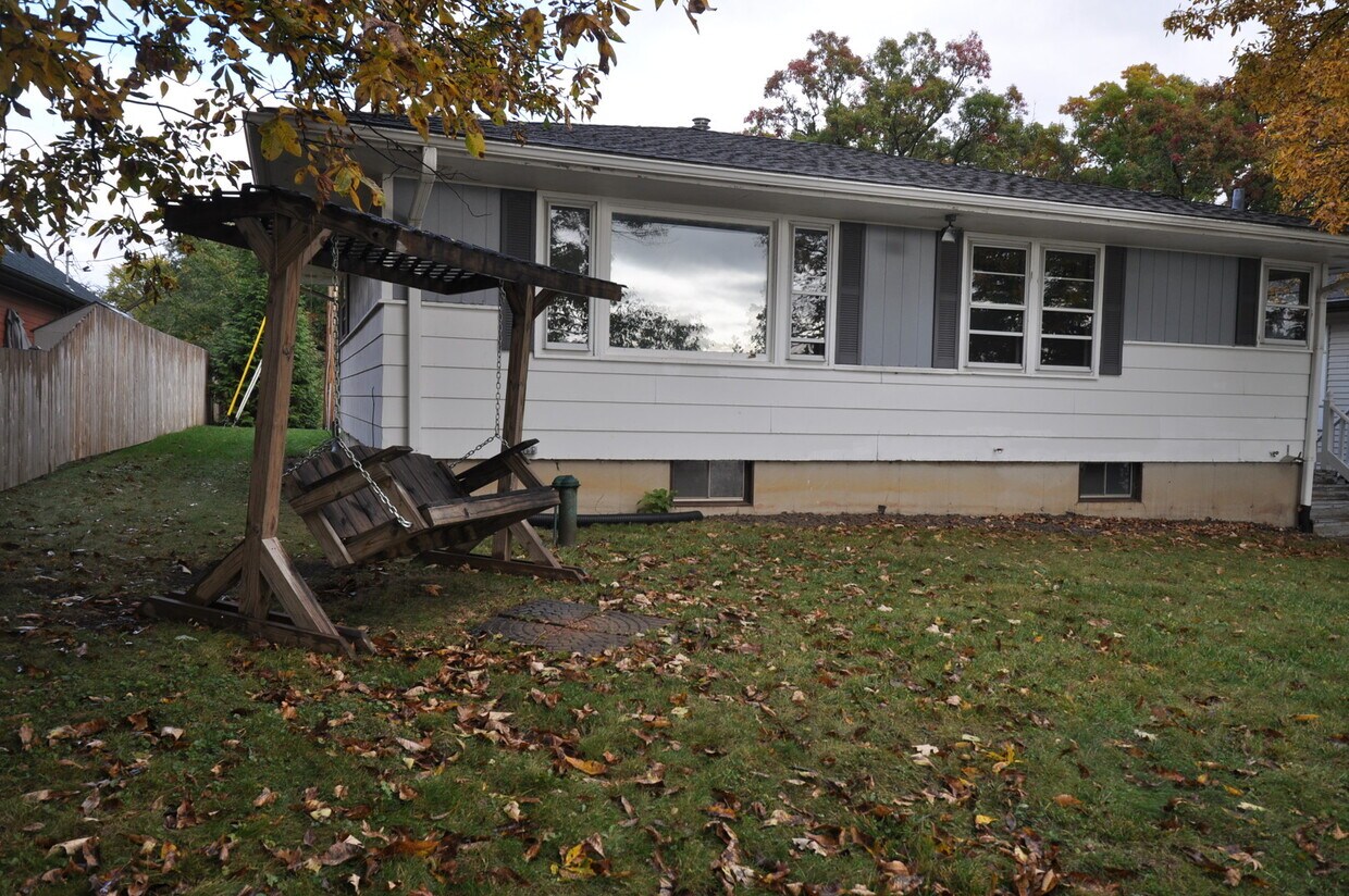 Primary Photo - 24111 64th Pl