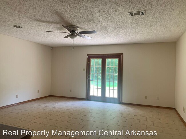 Foto del edificio - 3 br, 2 bath House - 30 Parkview Dr.
