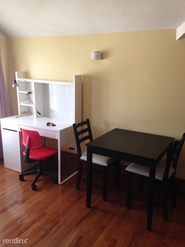 Foto principal - 93 Spruce Ave