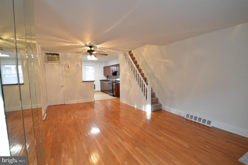 2509 S Alder St, Philadelphia, PA 19148 Townhome Rentals in