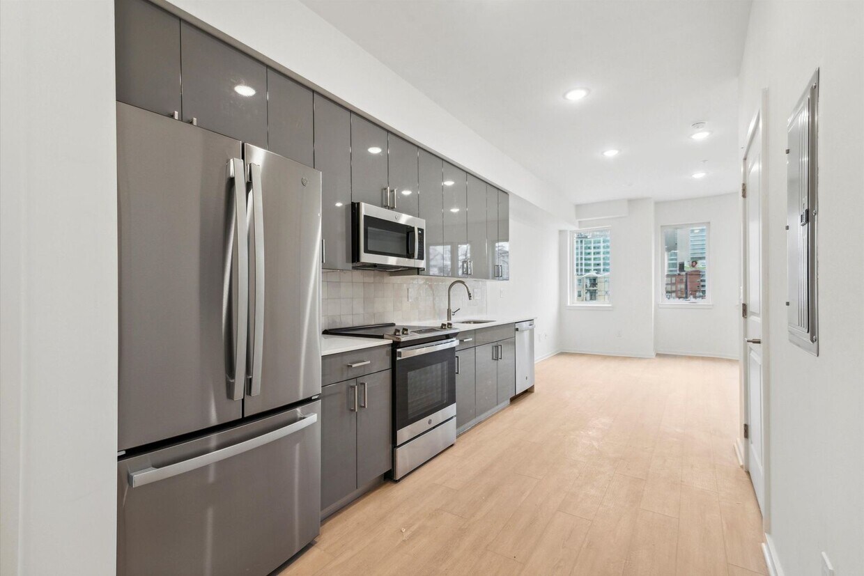 Photo - 245 N 12th St