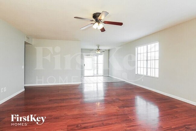 Foto del edificio - 21036 N 34th Dr