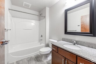 2BR, 2BR - 800SF - 2x2 - Bathroom 2 - Union at Midtown