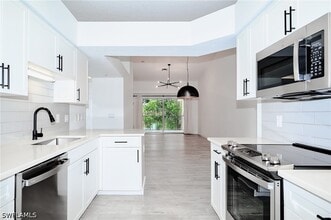 Building Photo - 26700 Rosewood Pointe Dr