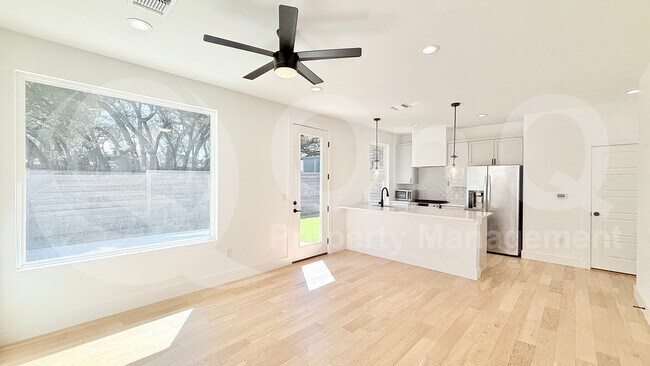 Building Photo - 3417 Elija St