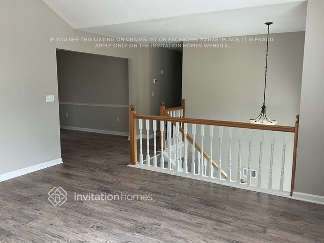 Building Photo - 9455 Pebble Creek Ct