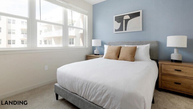 Building Photo - 1216 N Atlantic Ave