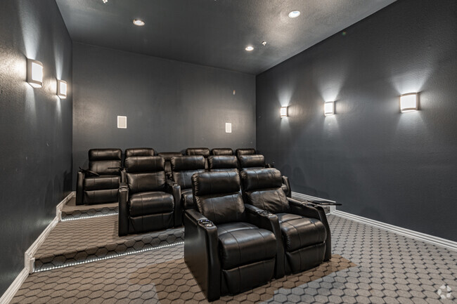 Servicios - Sala de cine - Avery