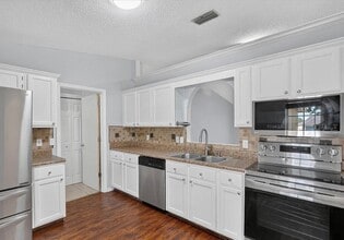 Building Photo - 12538 Ash Harbor Dr