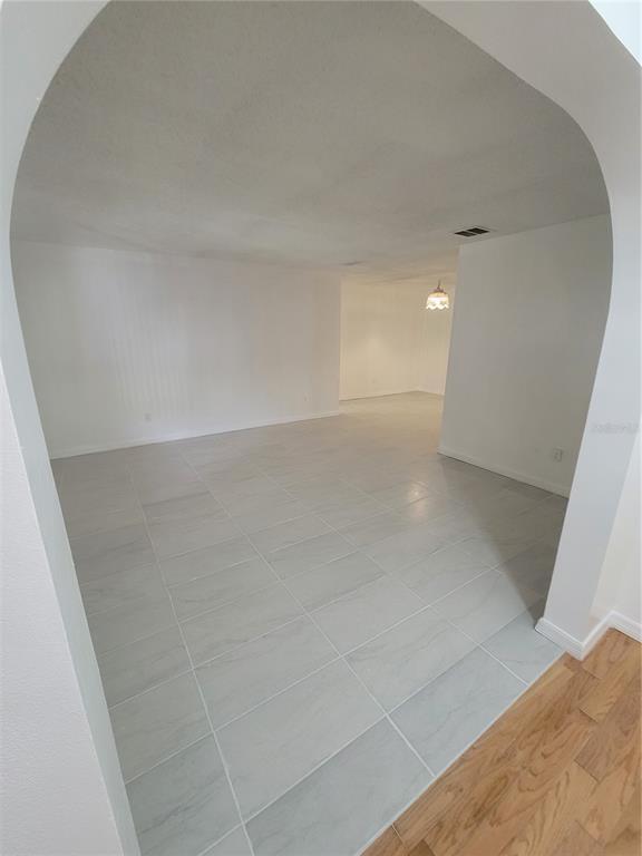 Building Photo - 4825 Squires Dr