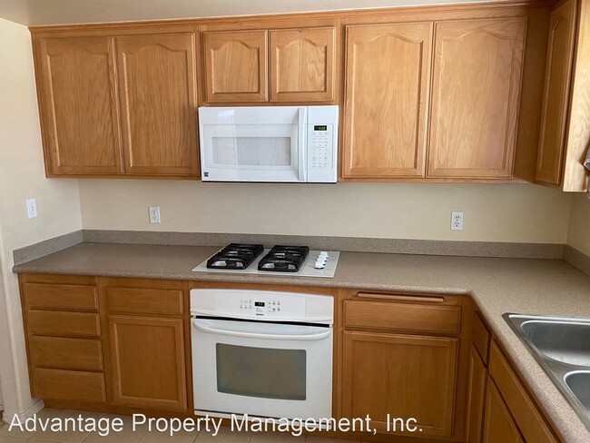 Building Photo - 3 br, 2 bath House - 220 Cornuta Way
