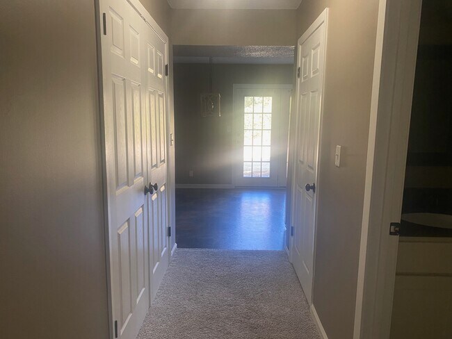 Foto del edificio - 197 Cox Ln