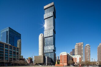 Building Photo - Sable