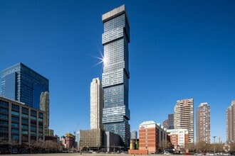 Building Photo - Sable