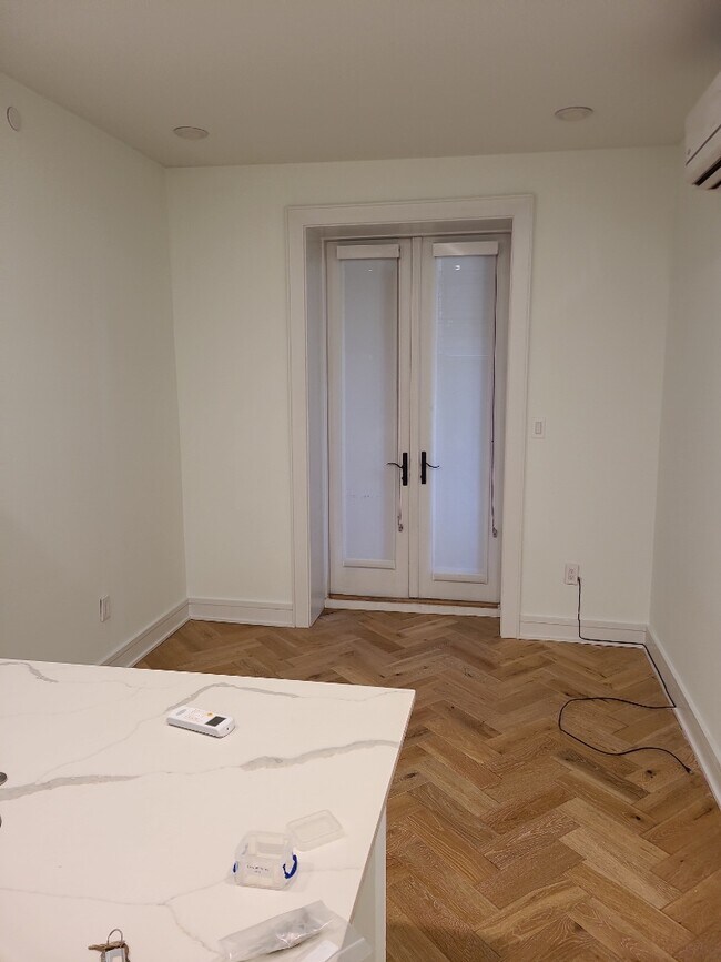 Foto del edificio - 1900 Biltmore St NW