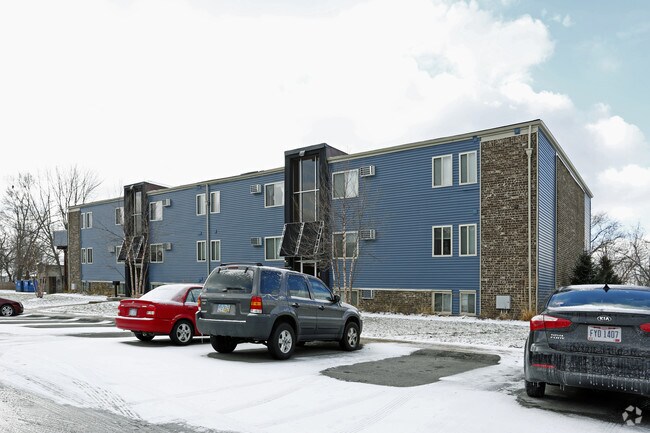 The Contemporary Apartments Sylvania Oh Building Photo The Contemporary