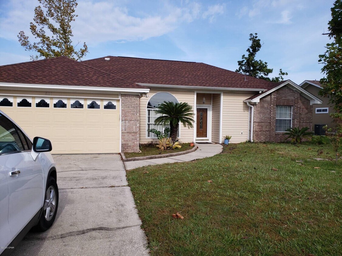 8111 Heritage Woods Ln, Panama City, FL 32404 House Rental in Panama