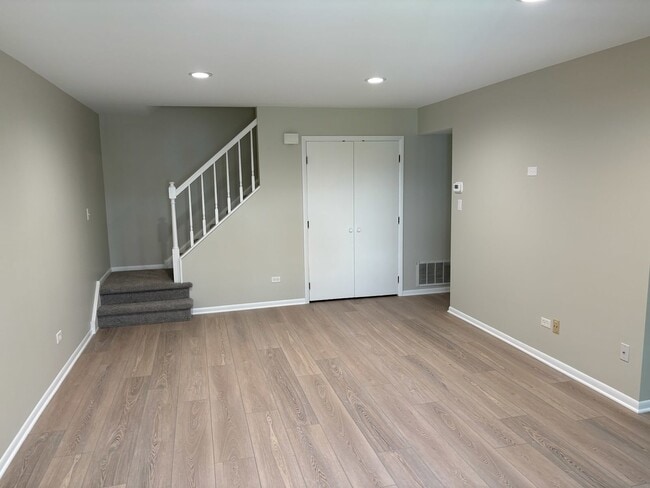 Building Photo - 432 Buchanan Ct