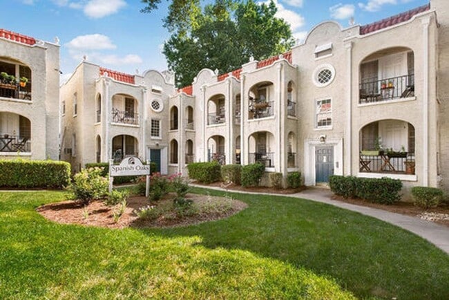 Foto del interior - Spanish Oaks Apartment
