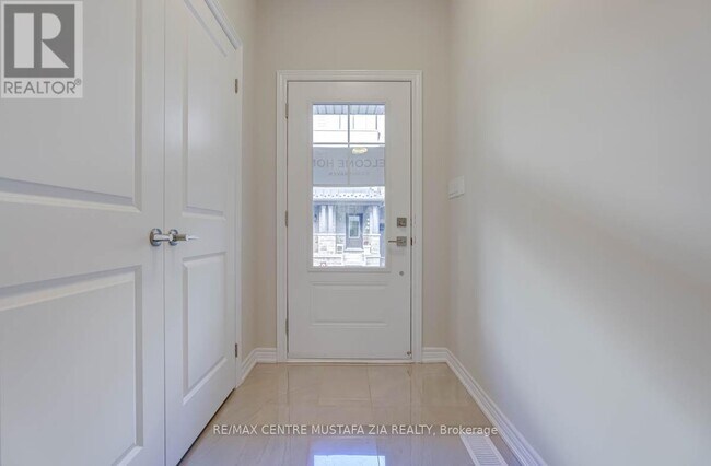 Building Photo - 26 Folcroft St