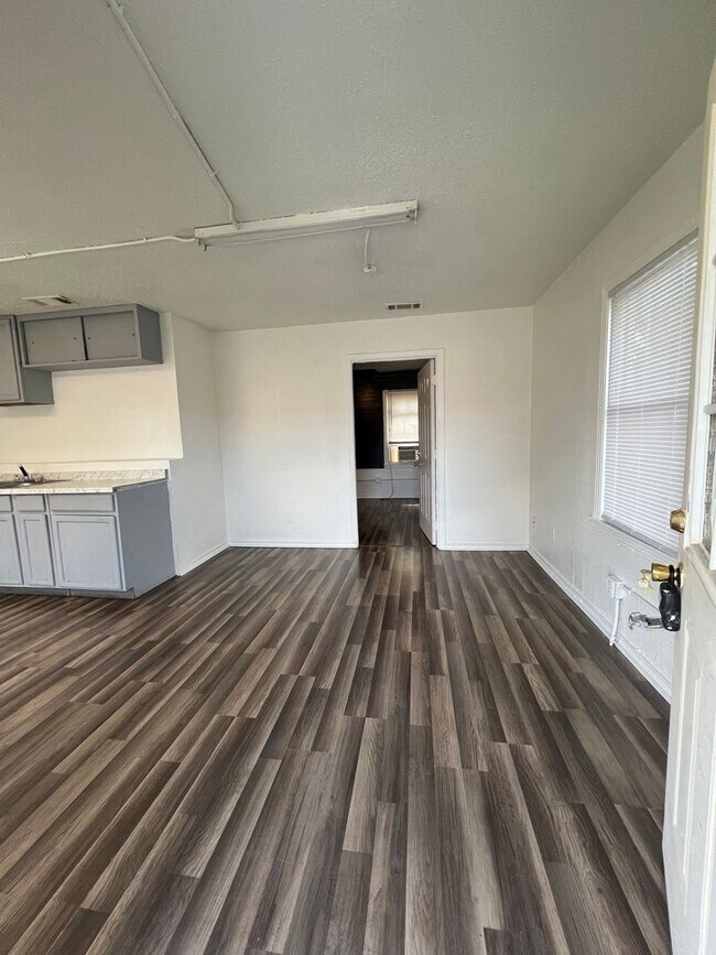 Foto del edificio - 511 N 2nd St