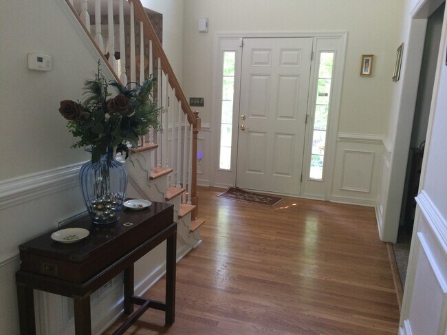 Foto del edificio - 18414 Deep Woods Ln
