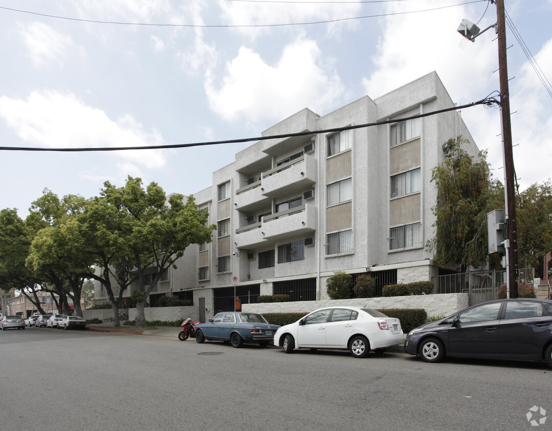 Building Photo - Terrace Apartments - Student Housing