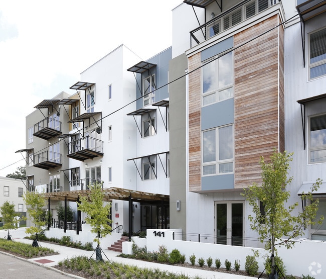 Apartments for rent near Plaquemine Lock State Historic Site in