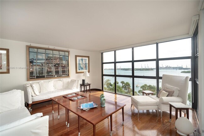 Foto del edificio - 9 Island Ave
