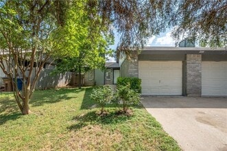 Building Photo - 2311 Singletree Ave