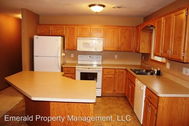 Foto del edificio - 221 Brookstone Dr