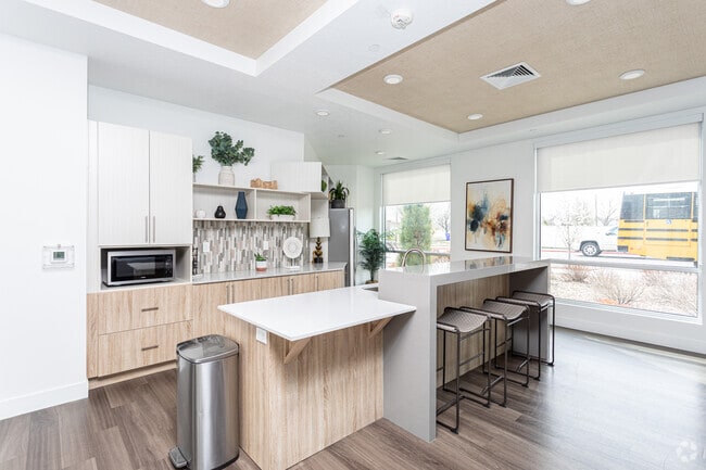 Clubroom - Union Midvale Apartments