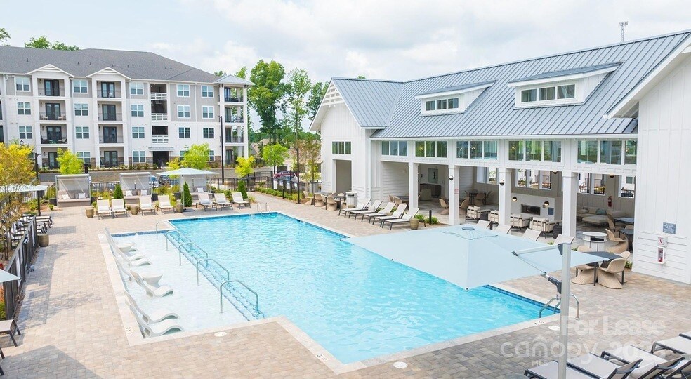 Foto principal - 11023 Moonbug Ct