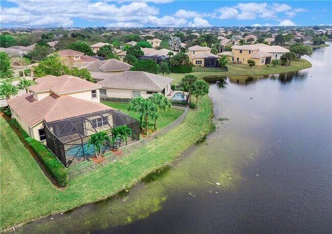 Foto del edificio - 12680 NW 78th Manor