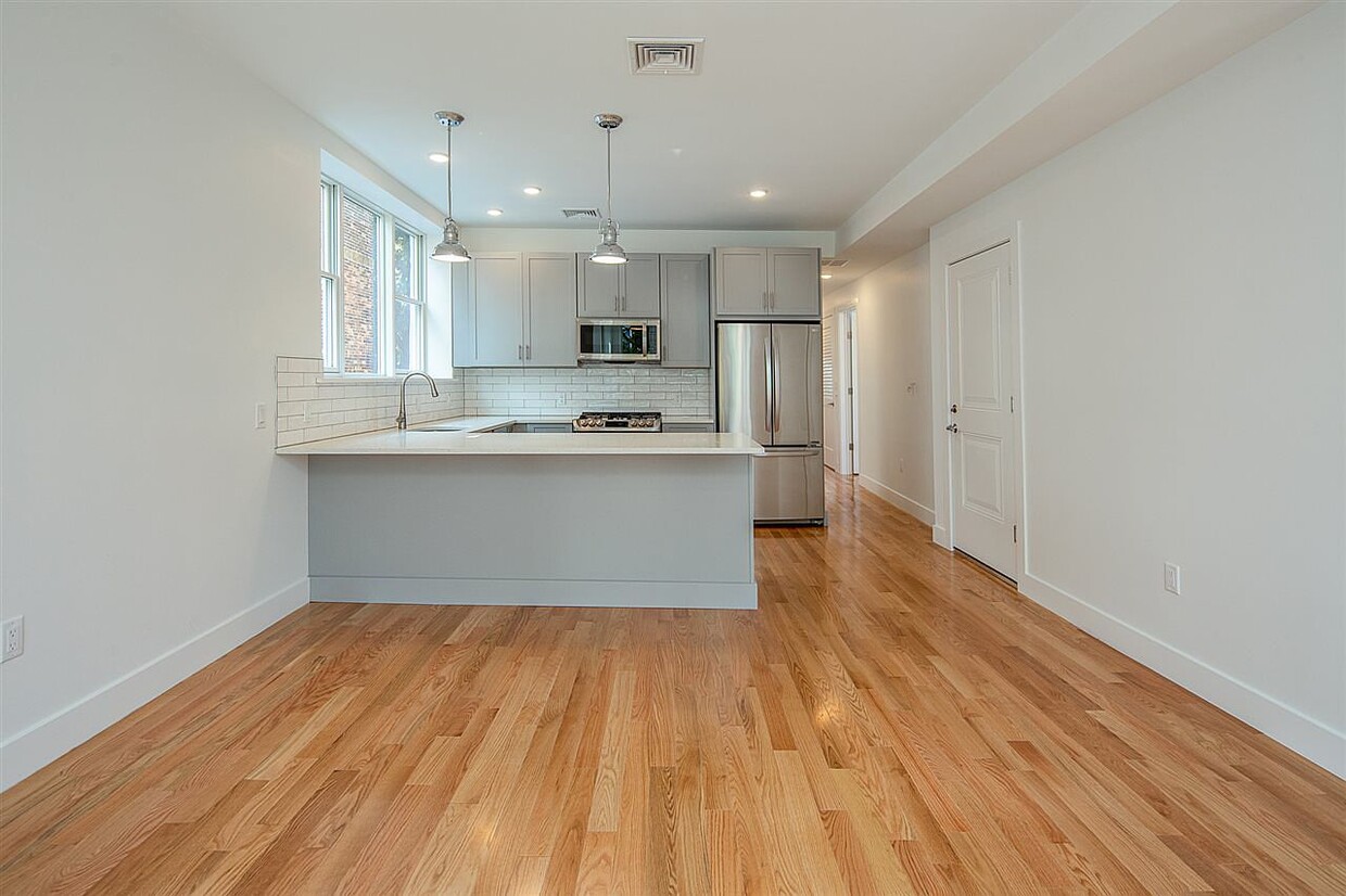 Primary Photo - 57 Hudson Pl