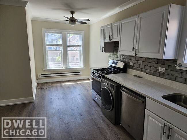 Foto del edificio - 2125 W Giddings St