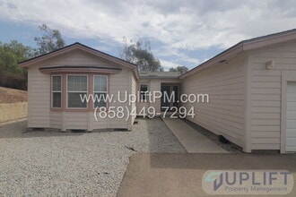 Building Photo - 18453 Ramona View Dr