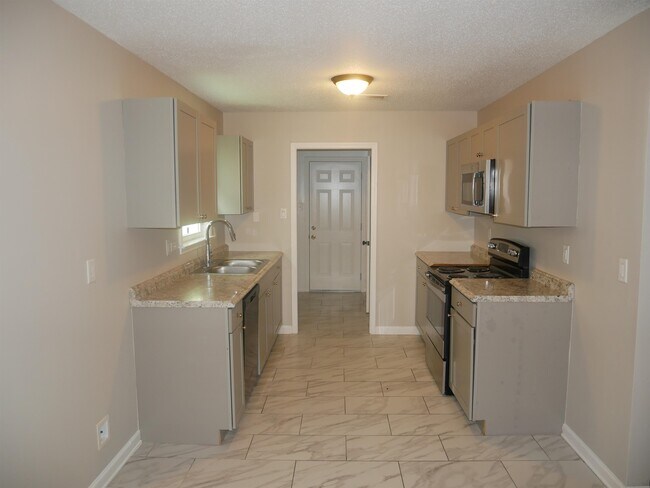 Foto del edificio - 4651 Addington Dr