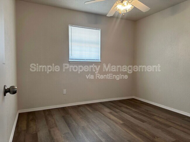 Foto del edificio - 5832 NW 31st Terrace