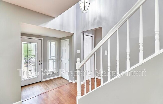 Foto del edificio - 1661 Rishon Hill Dr